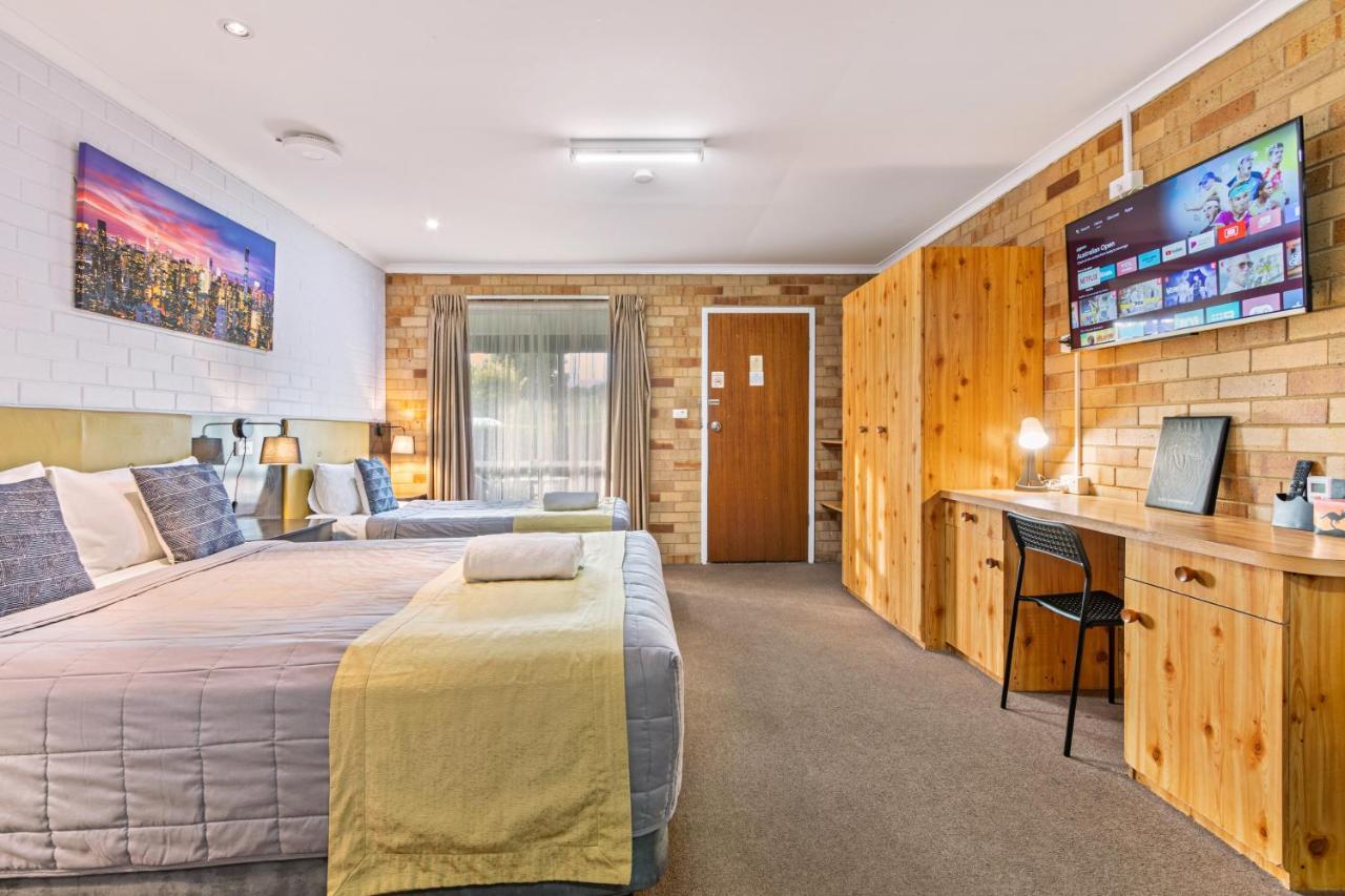 Burringa Garden Motel Wagga Wagga Exterior photo