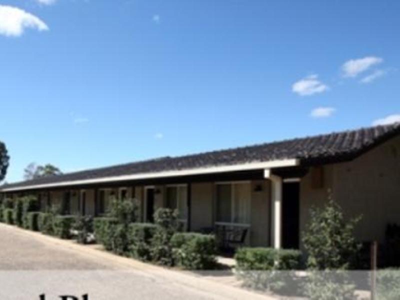 Burringa Garden Motel Wagga Wagga Exterior photo